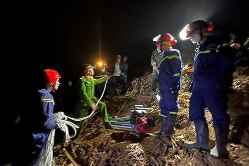 Sơn La: Khẩn trương cứu nạn, cứu hộ, giải quyết vụ xe đầu kéo rơi xuống vực sâu