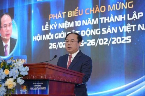 Xây dựng thí điểm mô hình Trung tâm giao dịch bất động sản và quyền sử dụng đất do nhà nước quản lý