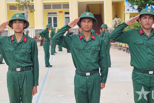 Bộ CHQS tỉnh Bình Thuận chuẩn bị huấn luyện toàn diện, có trọng điểm