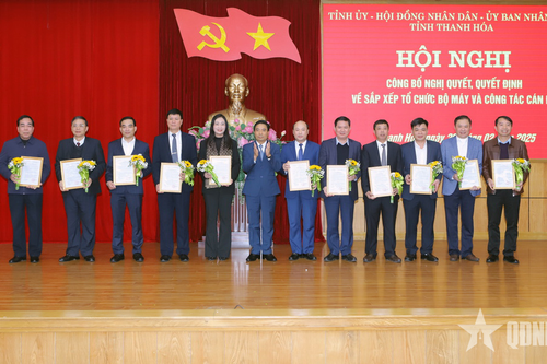 Thanh Hóa công bố nghị quyết, quyết định sắp xếp tổ chức bộ máy và công tác cán bộ