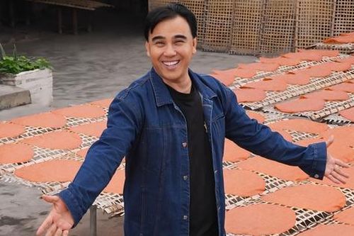 'MC quốc dân' Quyền Linh nhắn gửi thông điệp cho người trẻ về giá trị truyền thống
