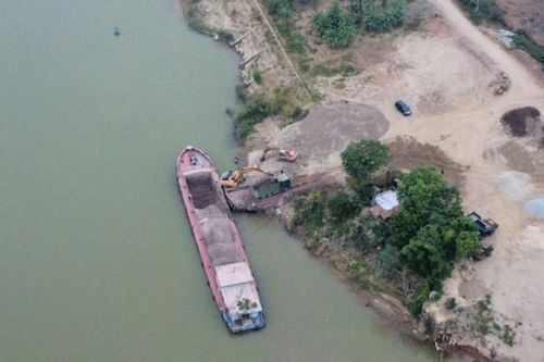 Bao giờ xử lý bãi trung chuyển không phép ở Phù Đổng?