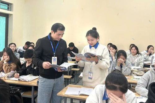 Phải bảo vệ hình ảnh người thầy