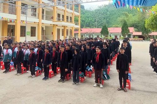 Tạo thuận lợi cho học sinh vùng khó được tiếp cận giáo dục