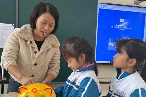 Giáo dục lòng nhân ái qua hoạt động thiện nguyện