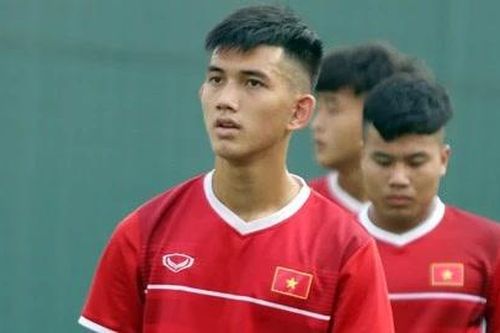 Tiền vệ từng thi đấu ở Hàn Quốc rời Hoàng Anh Gia Lai