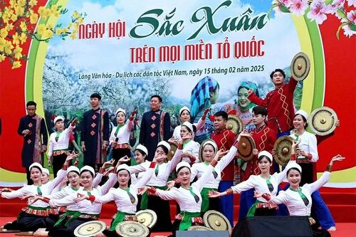 Những hình ảnh ấn tượng tại 'Ngày hội Sắc Xuân trên mọi miền Tổ quốc' năm 2025