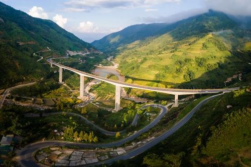 Lào Cai: Tạm dừng lưu thông cầu cạn cao nhất Việt Nam để kiểm tra kỹ thuật