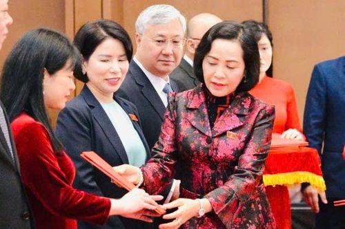 Phê chuẩn nhân sự phó chủ nhiệm các ủy ban mới của Quốc hội