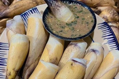 Tiktoker đua 'mukbang', đặc sản Tây Bắc sốt rần rần, từ giá rẻ thành hàng đắt đỏ