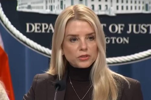 Bộ Tư pháp Mỹ cảnh báo chính quyền các bang cần tuân thủ sắc lệnh của ông Trump