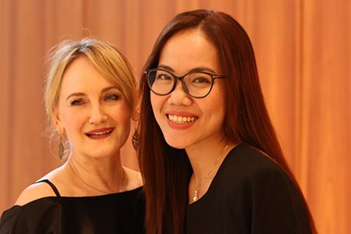NSƯT Phạm Khánh Ngọc xúc động khi lần đầu nghe danh ca Đức hát tiếng Việt