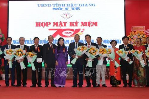 Đẩy mạnh ứng dụng khoa học công nghệ trong nâng cao sức khỏe nhân dân