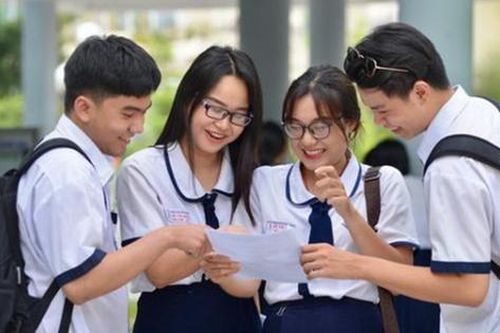 Bản tin 26/2: Thêm một trường đại học lớn bỏ xét tuyển học bạ