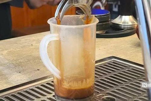 Người tiêu dùng có thể khởi kiện khi mua phải cà phê giả, kém chất lượng