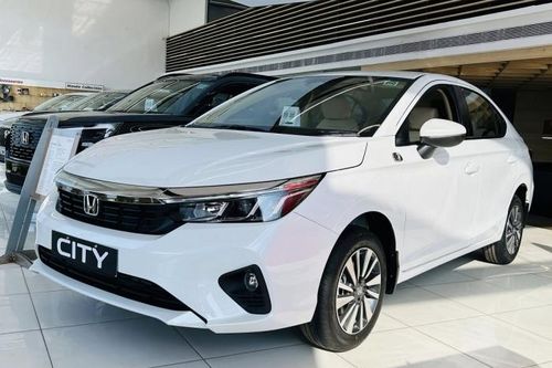 Honda City 2025 chính thức mở bán tại đại lý giá chỉ 365 triệu đồng, rẻ hơn KIA Morning và Grand i10