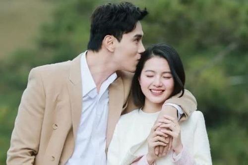 Couple 'tổng tài-tiểu thư thất lạc' gây sốt màn ảnh Việt nói về nghi vấn 'phim giả tình thật'
