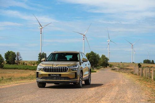 Skoda Kodiaq thế hệ mới được giới thiệu đến khách Việt, giá từ 1,45 tỷ đồng