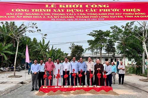 TP. Long Xuyên khởi công xây dựng cầu qua khu dân cư