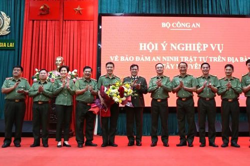 Hội ý nghiệp vụ về bảo đảm an ninh trật tự trên địa bàn Tây Nguyên