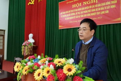 Chủ tịch UBND huyện Hữu Lũng đối thoại với các hộ dân bị ảnh hưởng dự án khu công nghiệp VSIP Lạng Sơn