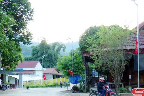 Thắp sáng những tuyến đường quê