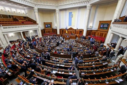 Quốc hội Ukraine thông qua nghị quyết về bầu cử