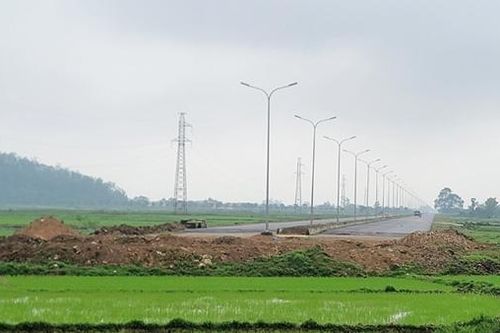 Dự án đường 150 tỷ đồng 'đắp chiếu' vì vướng đấu nối 2 đầu tuyến