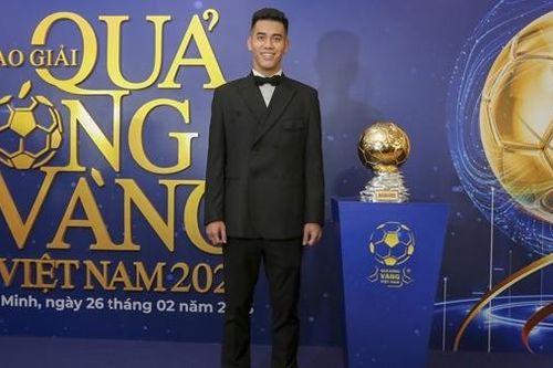 Nguyễn Tiến Linh đoạt Quả bóng vàng 2024