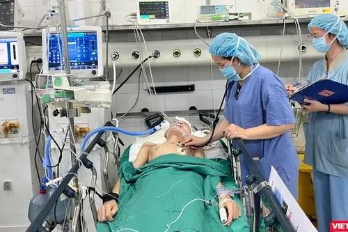 Mổ miễn phí cho thanh niên không có giấy tờ tùy thân