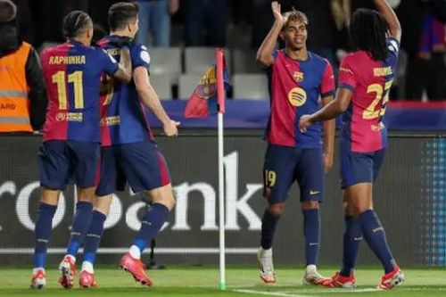 Barcelona hòa Atletico Madrid với trận cầu 8 bàn thắng