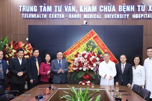 Hà Nội luôn quan tâm, phát triển lĩnh vực y tế