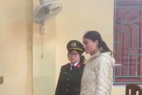 Người phụ nữ dùng 2 'sổ đỏ giả' để lừa đảo vay tiền