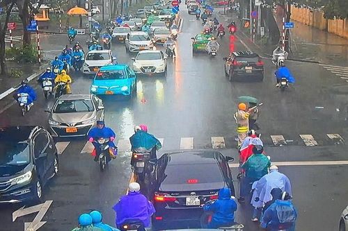 Cảnh sát giao thông Hà Nội giám sát, xử lý vi phạm bằng 'mắt thần'