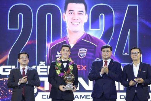 Tiến Linh, Thùy Trang, Thịnh Phát giành Quả bóng vàng Việt Nam 2024