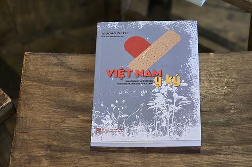 Tấm lòng của bác sĩ nước ngoài dành cho người Việt