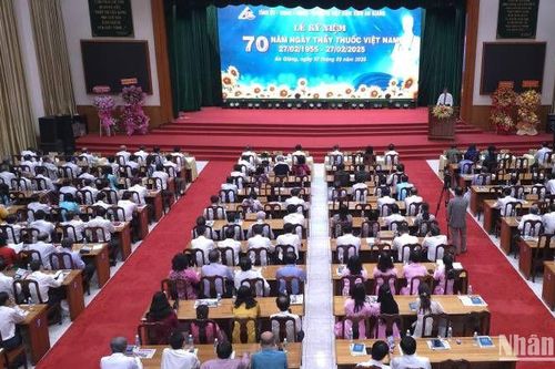 An Giang họp mặt kỷ niệm 70 năm Ngày Thầy thuốc Việt Nam