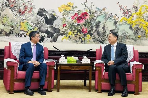 Củng cố nền tảng xã hội vững chắc hơn để thúc đẩy quan hệ Việt-Trung
