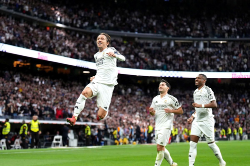 'Cây trường sinh' Luka Modric: Tuổi 39 đỉnh cao
