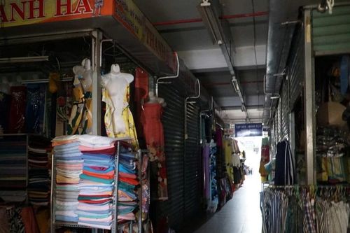 Nhiều tiểu thương chợ Siêu thị Đà Nẵng bức xúc vì cắt điện, cúp nước