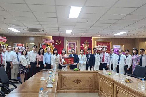 Bệnh viện Nhân dân 115 đã có đóng góp rất nhiều vào sự phát triển của ngành y tế thành phố