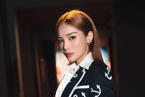 Bị chê ăn mặc xuề xòa, Hoa hậu Kỳ Duyên đáp trả 'thẳng tưng'