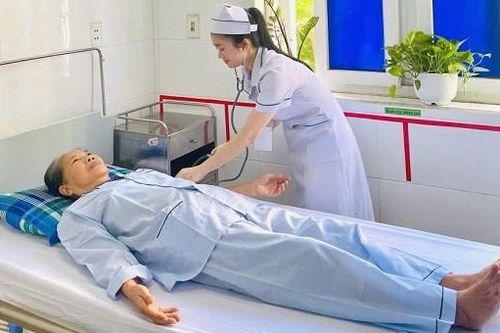 Nâng cao chất lượng khám chữa bệnh bằng Đông - Tây y kết hợp
