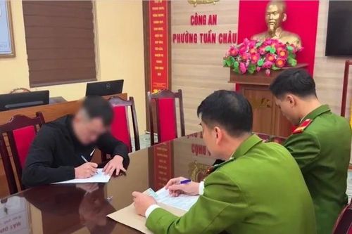 Đối tượng trốn nã ở nước ngoài về nước đầu thú