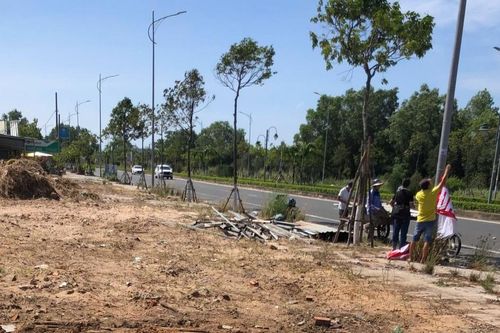 Đề nghị giám đốc thẩm vì cho rằng tòa không giải quyết hậu quả pháp lý?