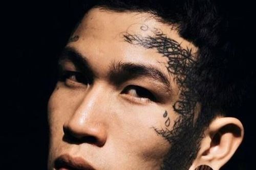 Động thái lạ của Dế Choắt