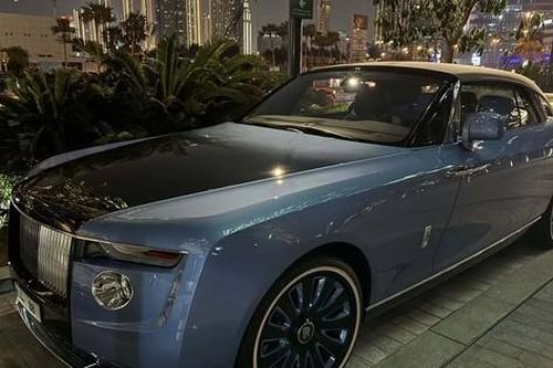 Xe sang siêu hiếm Rolls-Royce Boat Tail xuất hiện trên phố