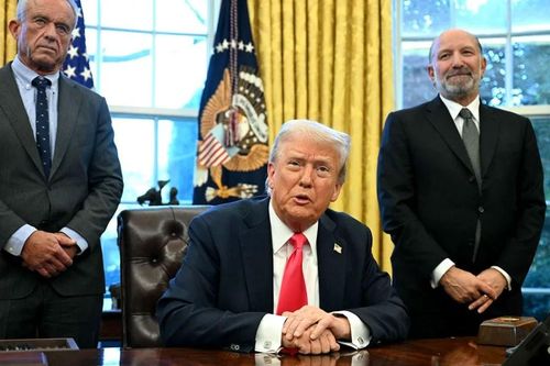 'Thẻ vàng' 5 triệu USD của ông Trump: Giấc mơ Mỹ chỉ dành cho giới siêu giàu?