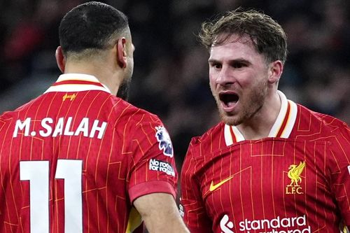 Đua vô địch Ngoại hạng Anh: Hãy trao cúp cho Liverpool