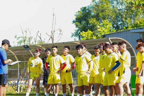 Thầy trò U19 Sông Lam Nghệ An quyết tâm giành chức vô địch Giải U19 Quốc gia